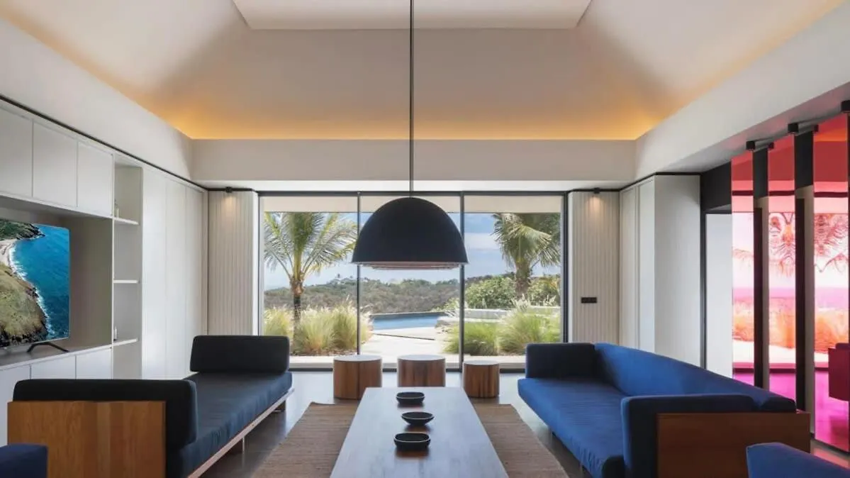 Luxurious Villa with Ocean Views in Pointe Milou